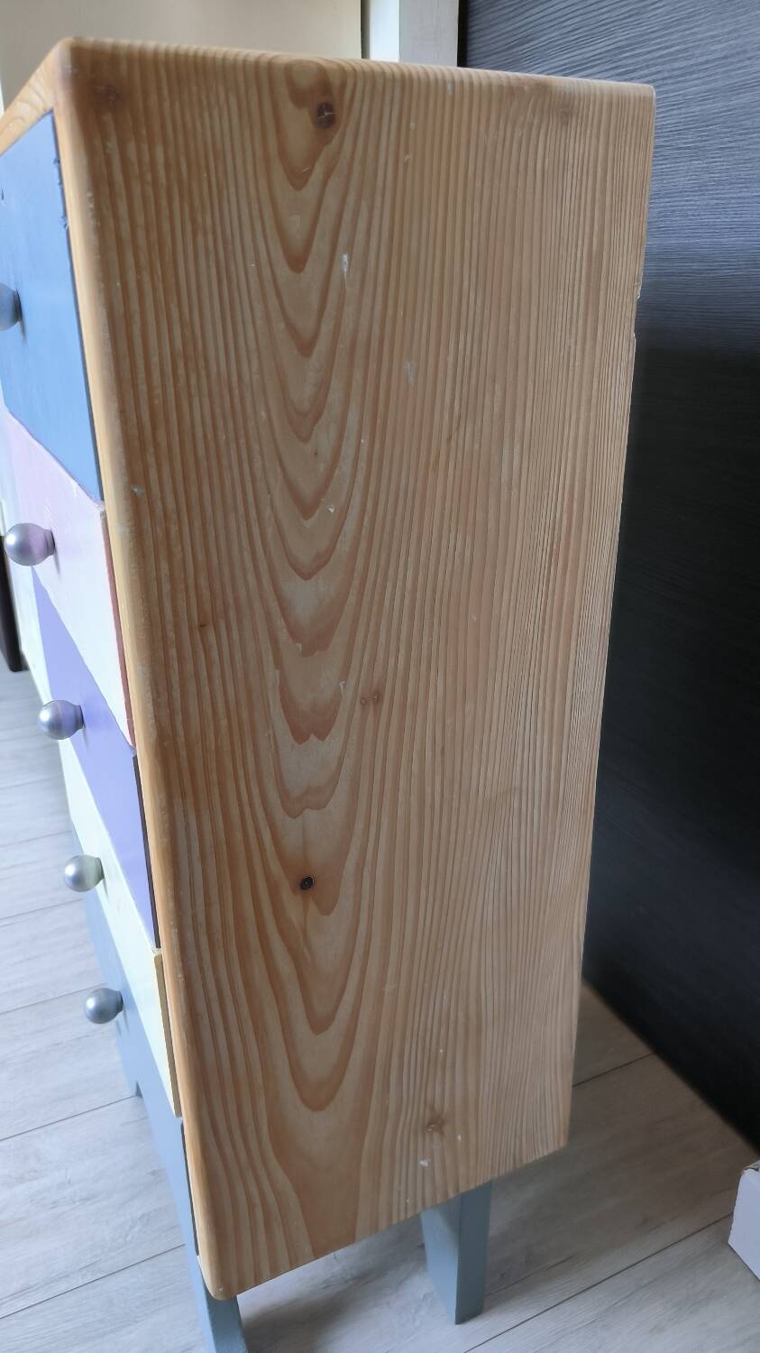 Vintage Art Deco chest of drawers