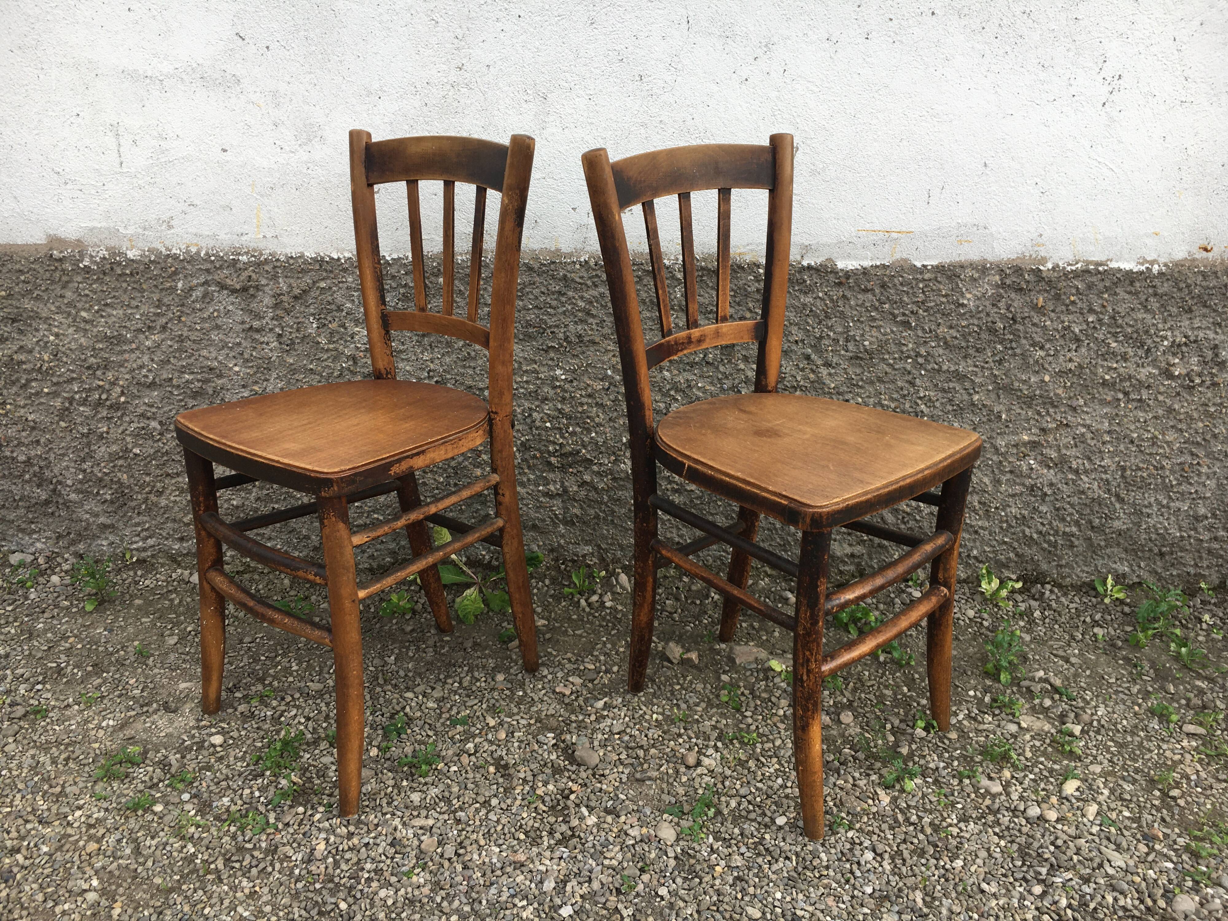 Pair of bistro chairs made of beech wood