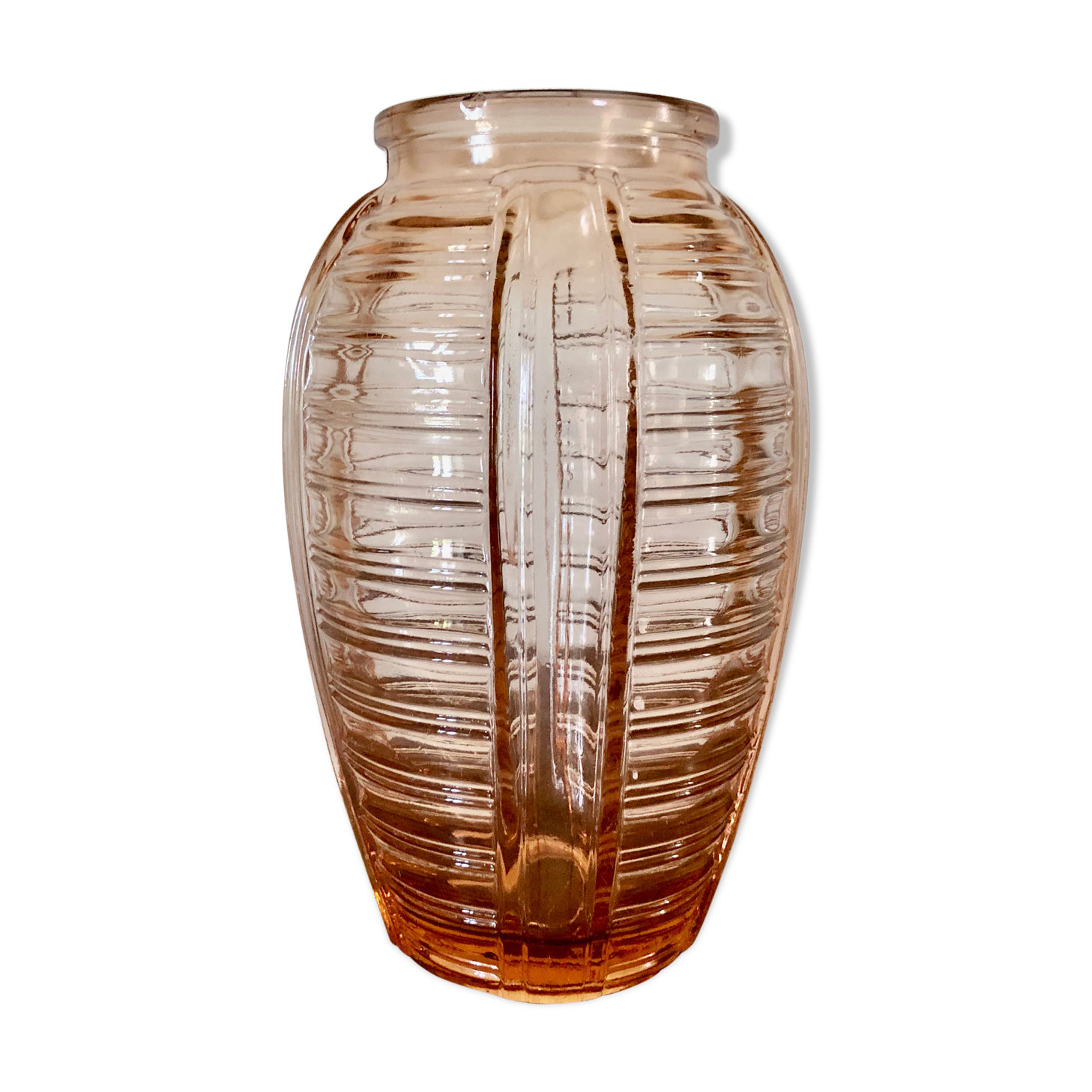 Vase en verre rose art déco