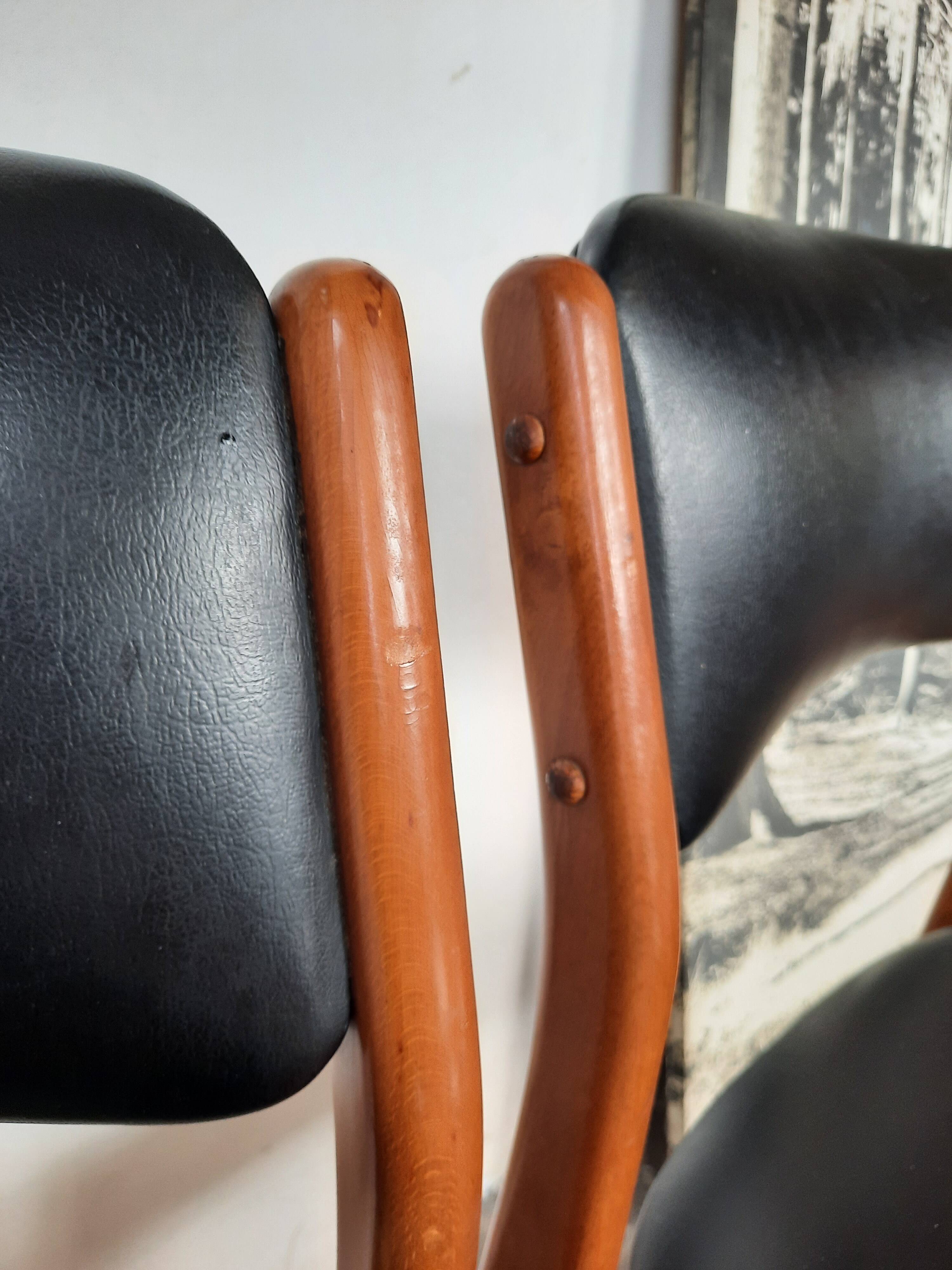 Set de 4 chaises scandinave,  Skaï  année  70