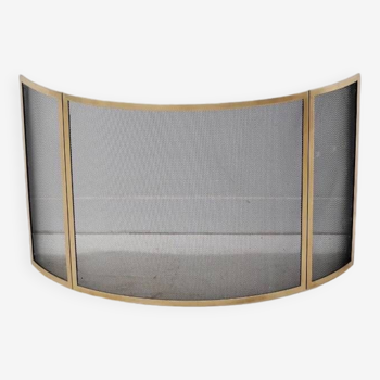 Curved fireplace screen in brass and mesh, France 1970