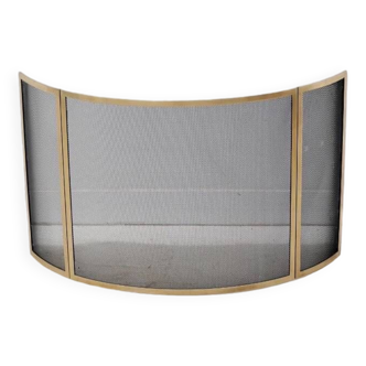 Curved fireplace screen in brass and mesh, France 1970