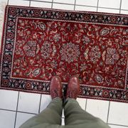 Handmade vintage Persian Sarouk rug 76cm x 122cm, 1970s