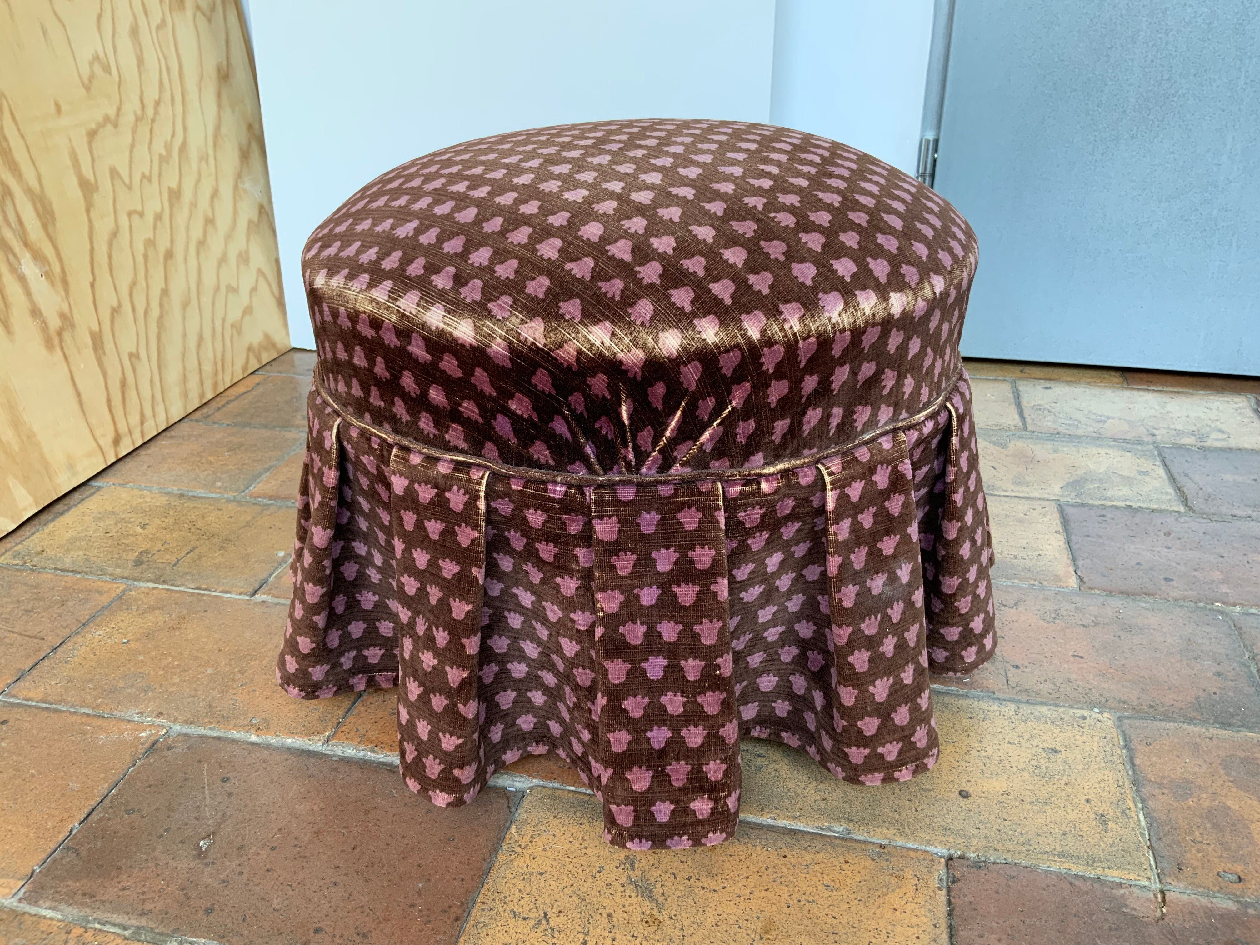 Velvet pouf