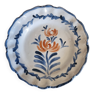 Assiette ancienne en faïence d'Angoulême Le Renoleau