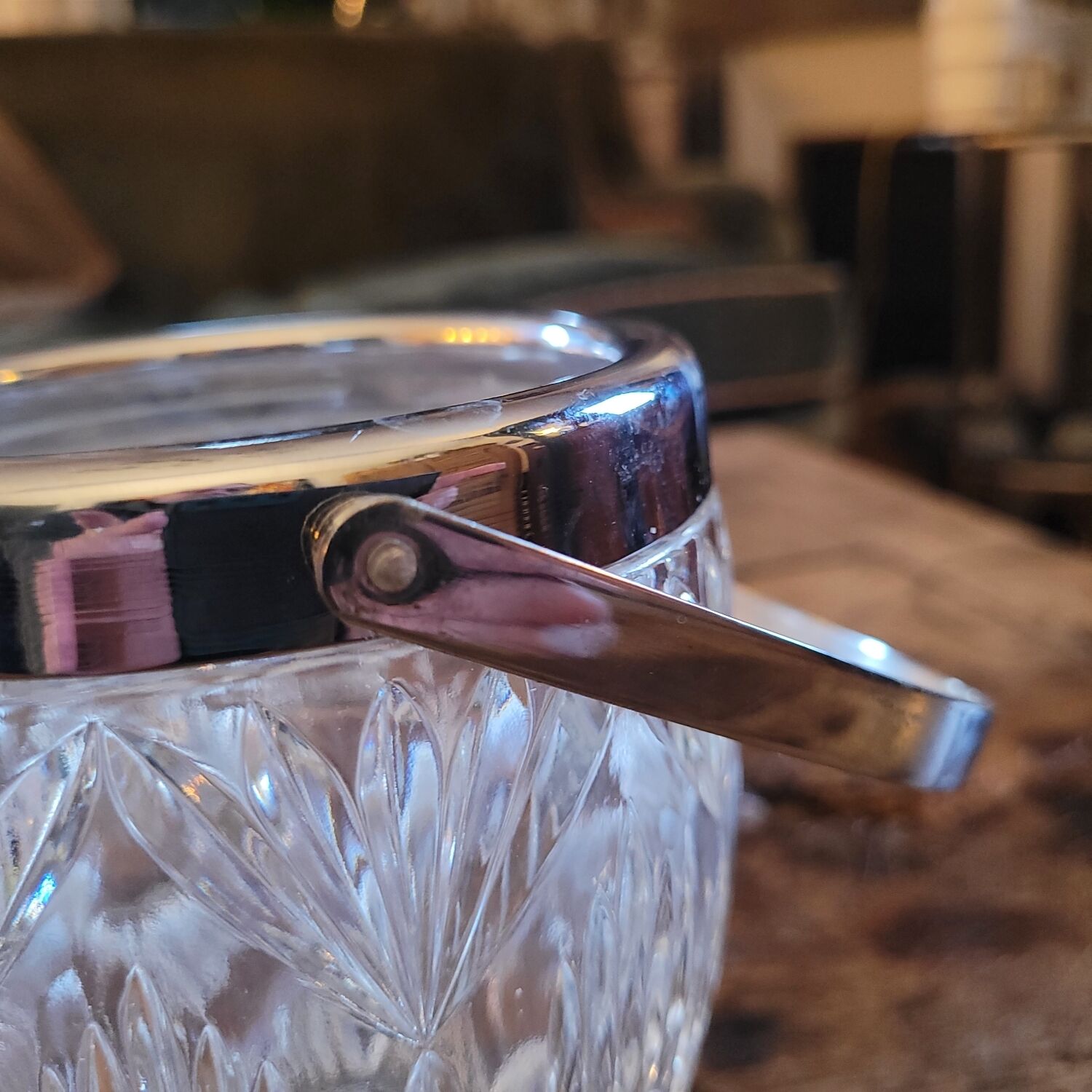 Cut glass ice bucket 50-70's