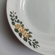 Plat rond à pied ancien signé Labrut frères fleurs