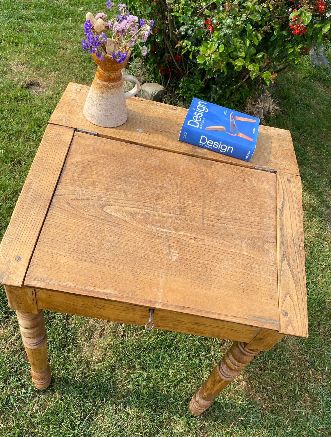 Bureau pupitre