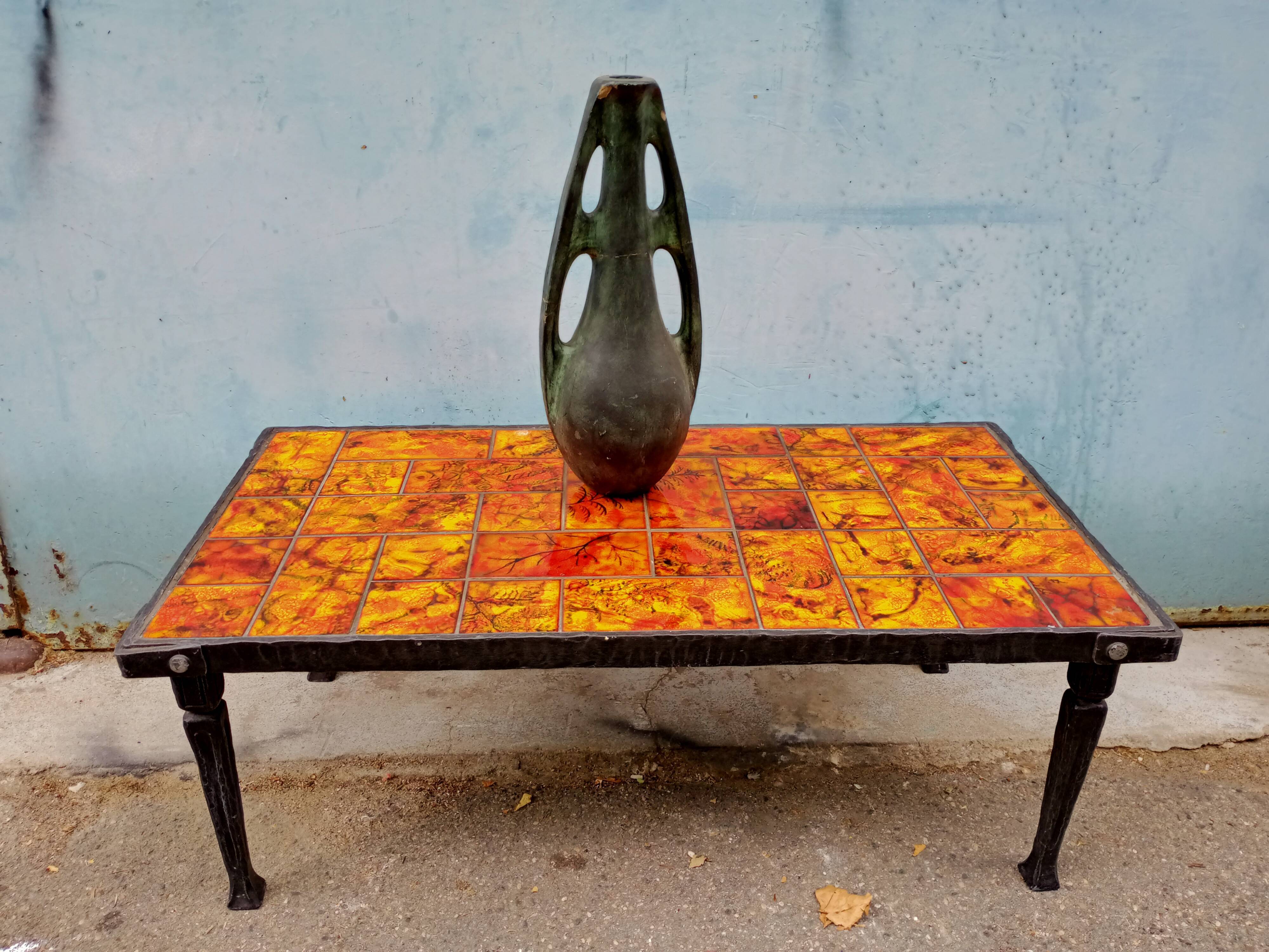 Ceramic coffee table 60
