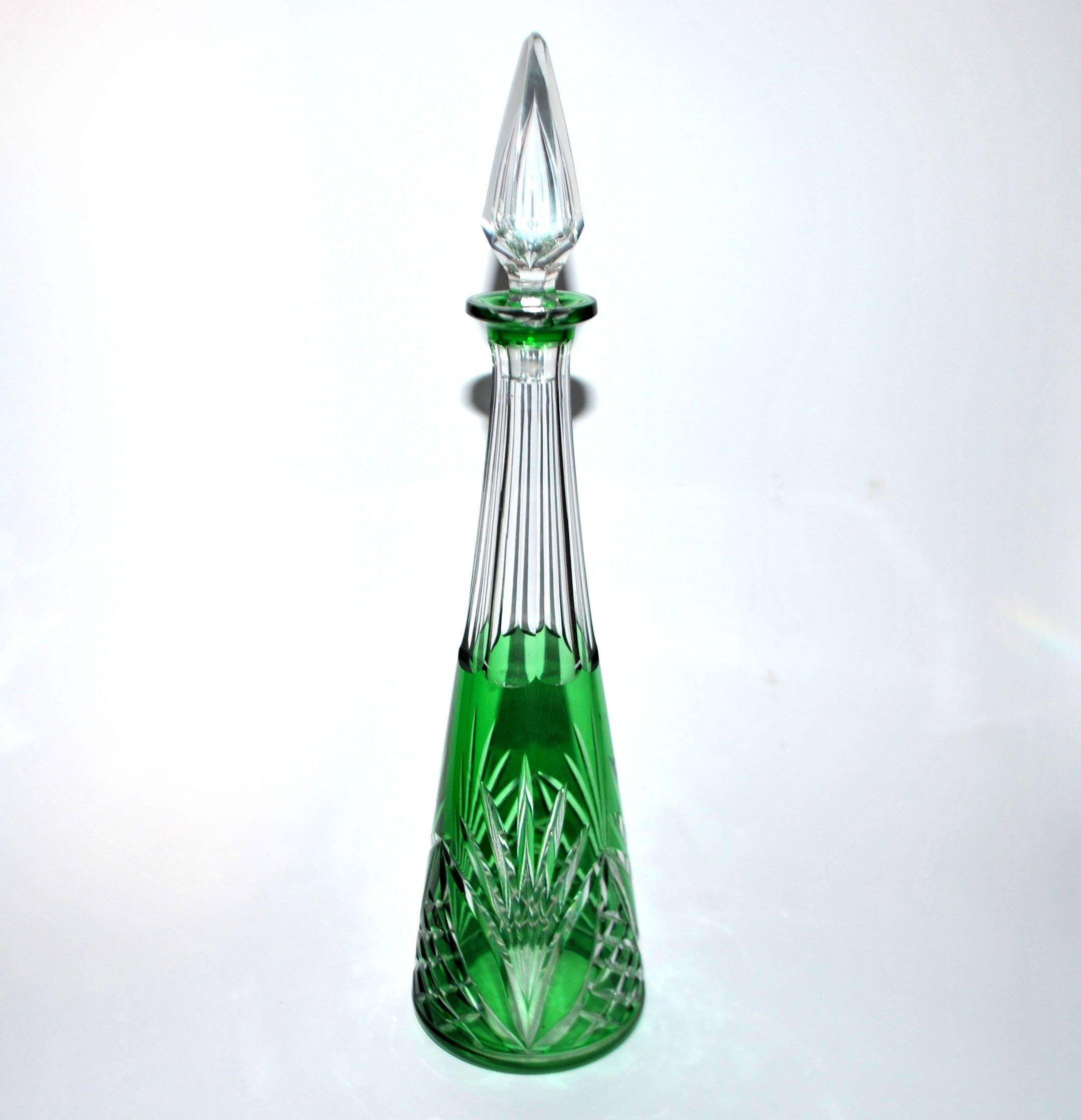 Saint-Louis Moselle crystal carafe with green overlay, size 9408 - H32cm