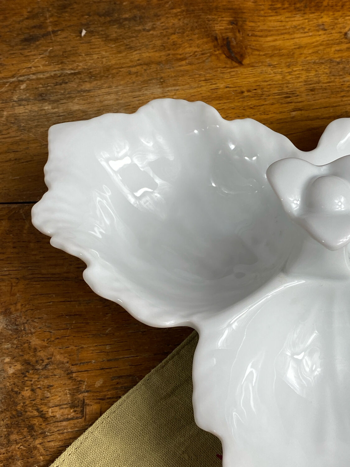 Segmented serving dish, leaf shape, porcelain, Bavaria