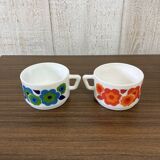 Series of 4 Arcopal cups from the 70s