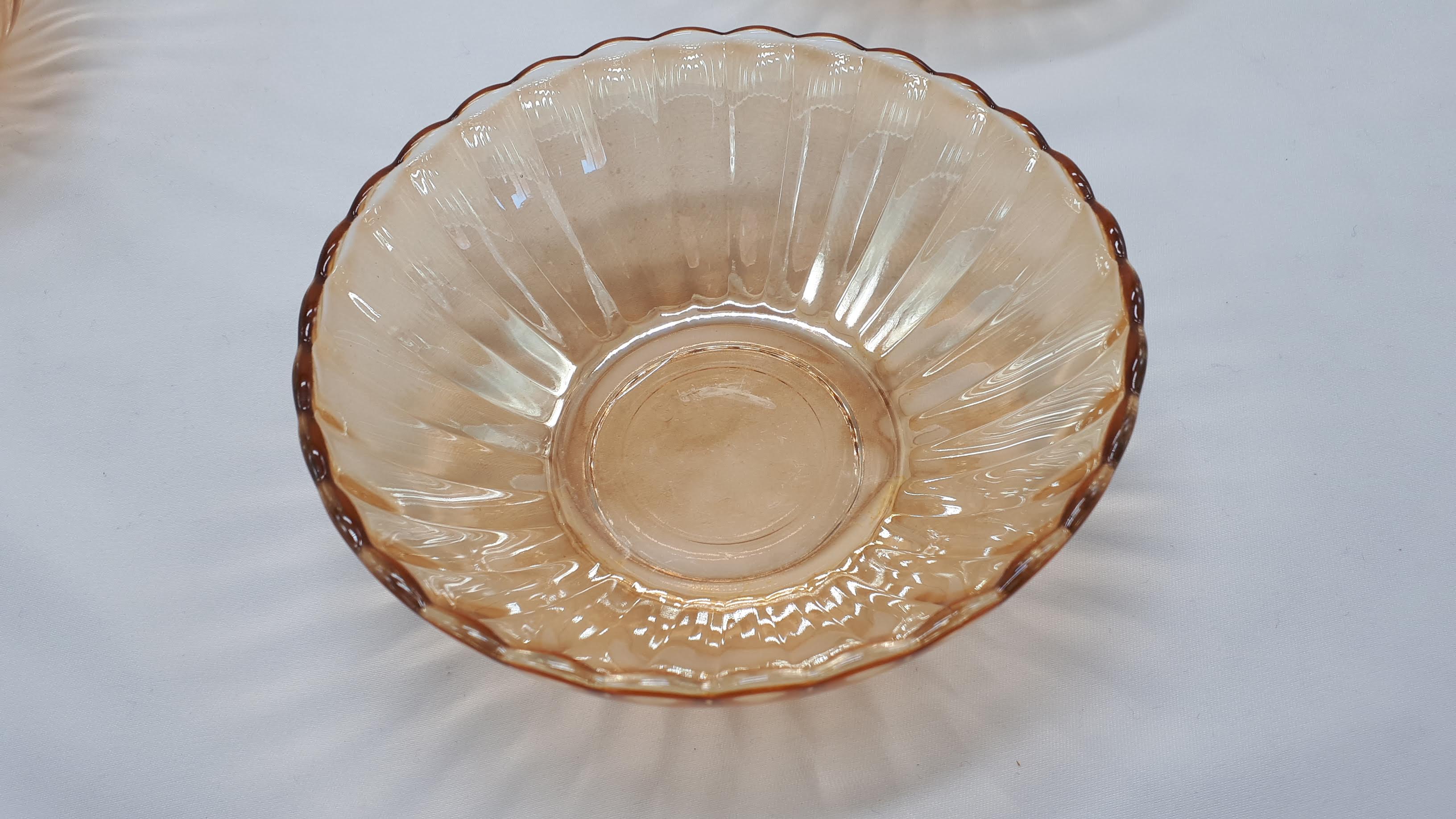 Iridescent bowls/cups, 60s