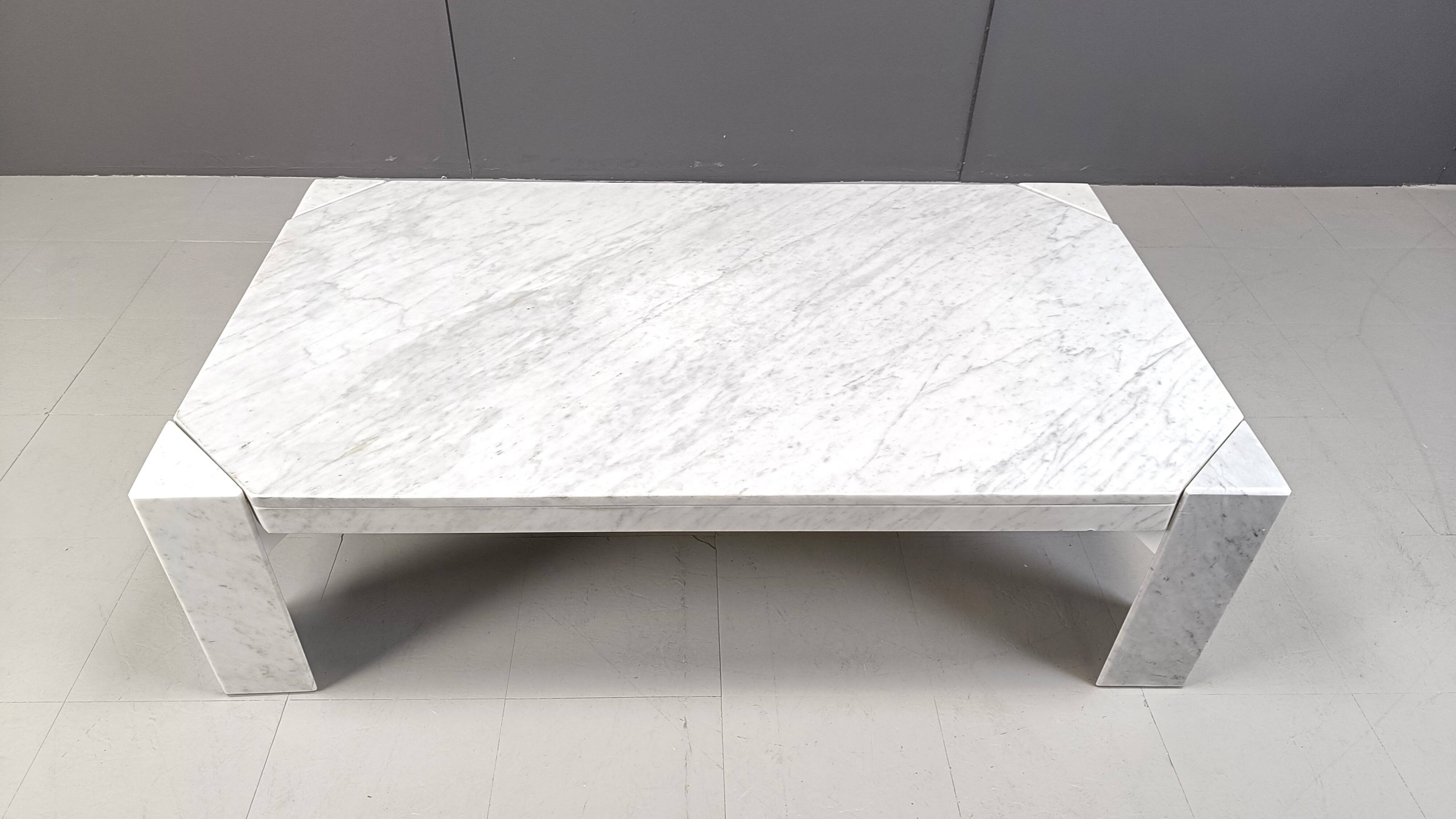 Vintage italian marble coffee table, 1970s