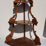 Corner shelf