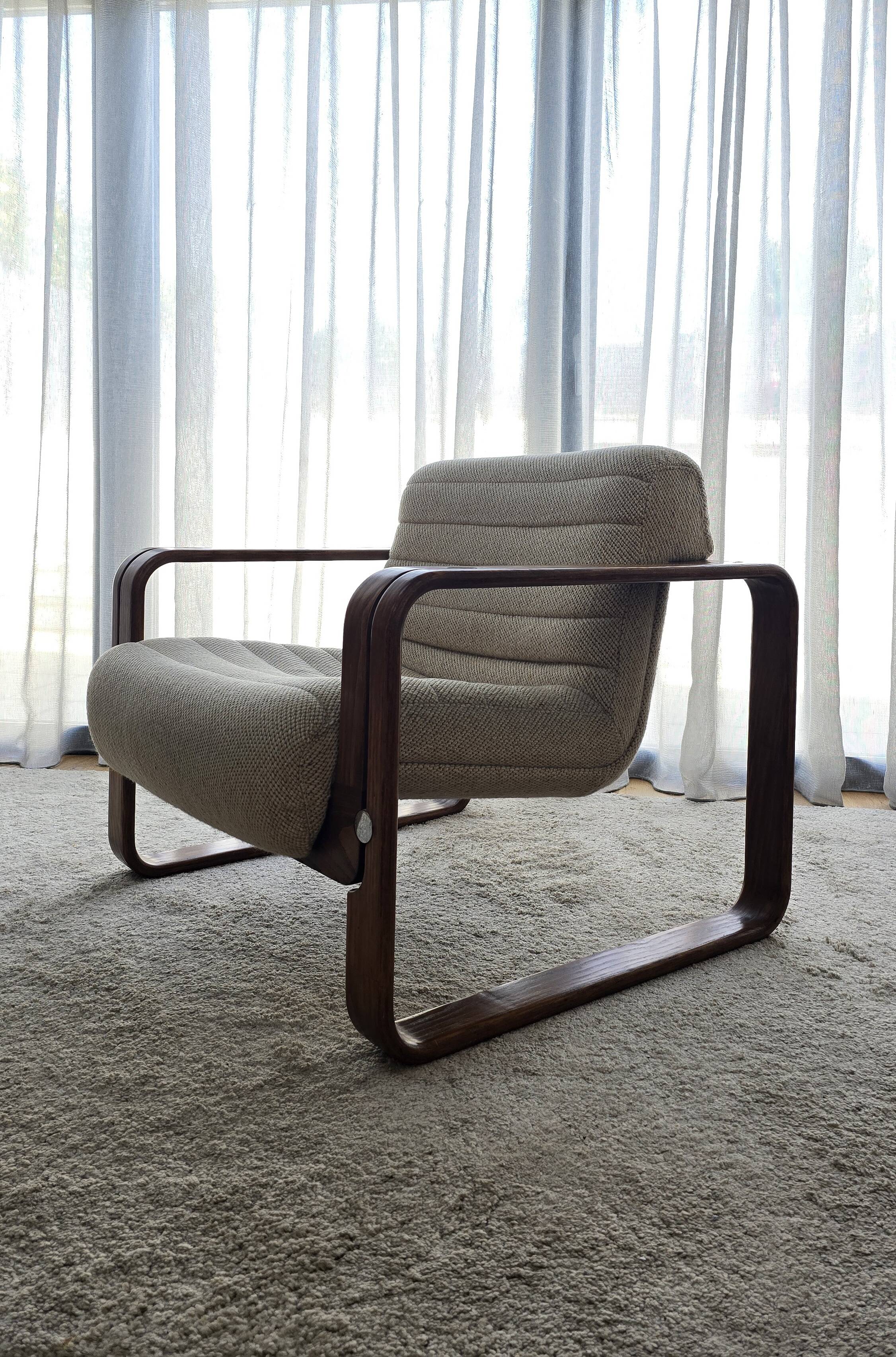 giroflex armchair