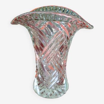 Vase en verre moulé ovale XX siècle