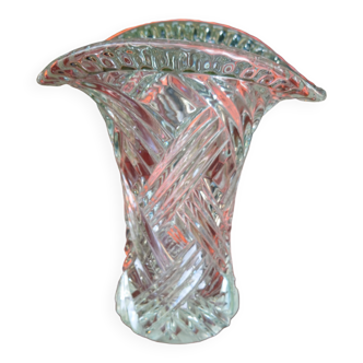 Vase en verre moulé ovale XX siècle