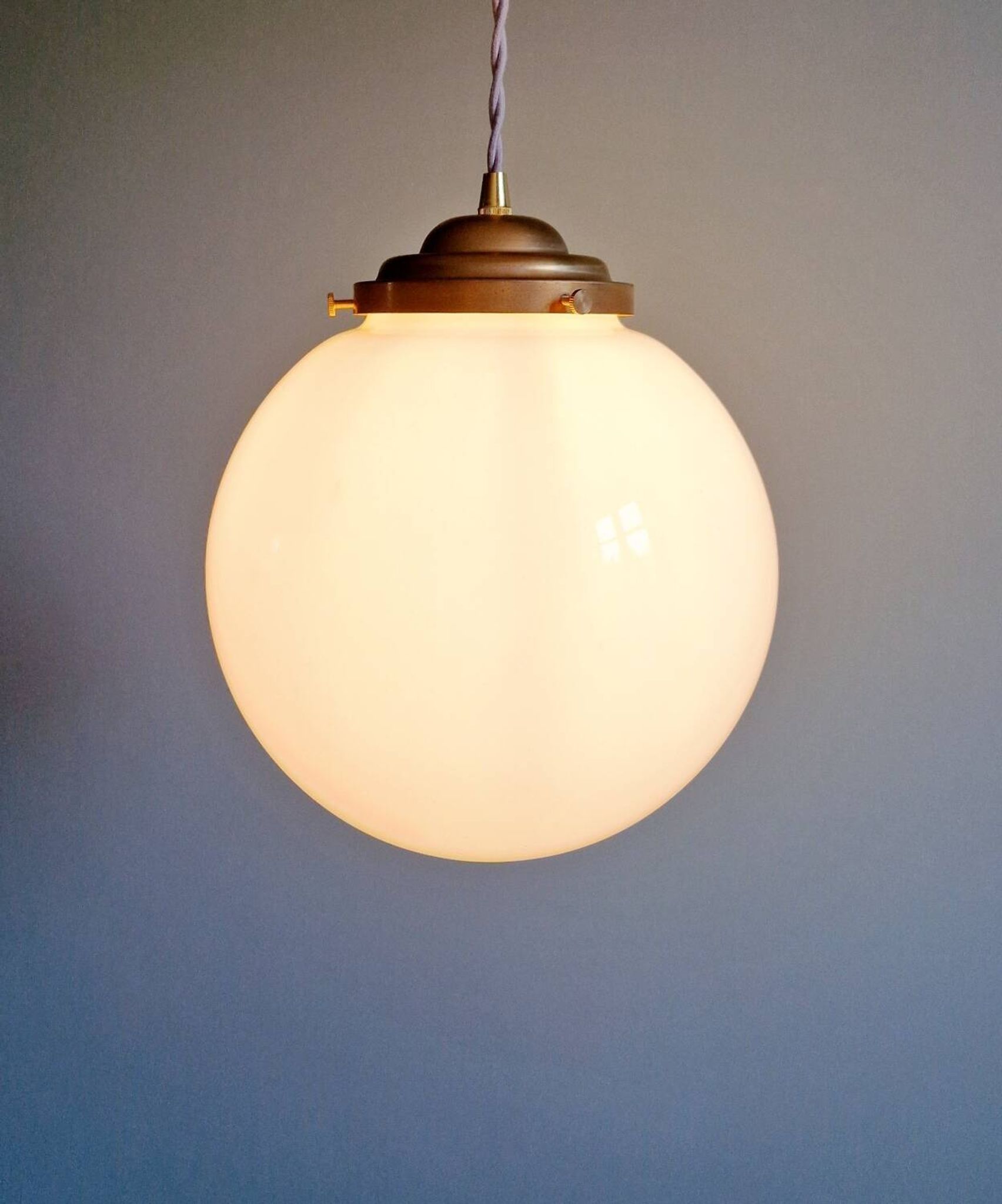 Art Deco suspension in white opaline, 1920s-30s