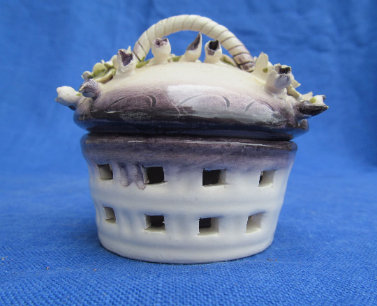 Ensemble de 4 bonbonnieres vintage 60-70s produites par l’usine italienne Capodimonte