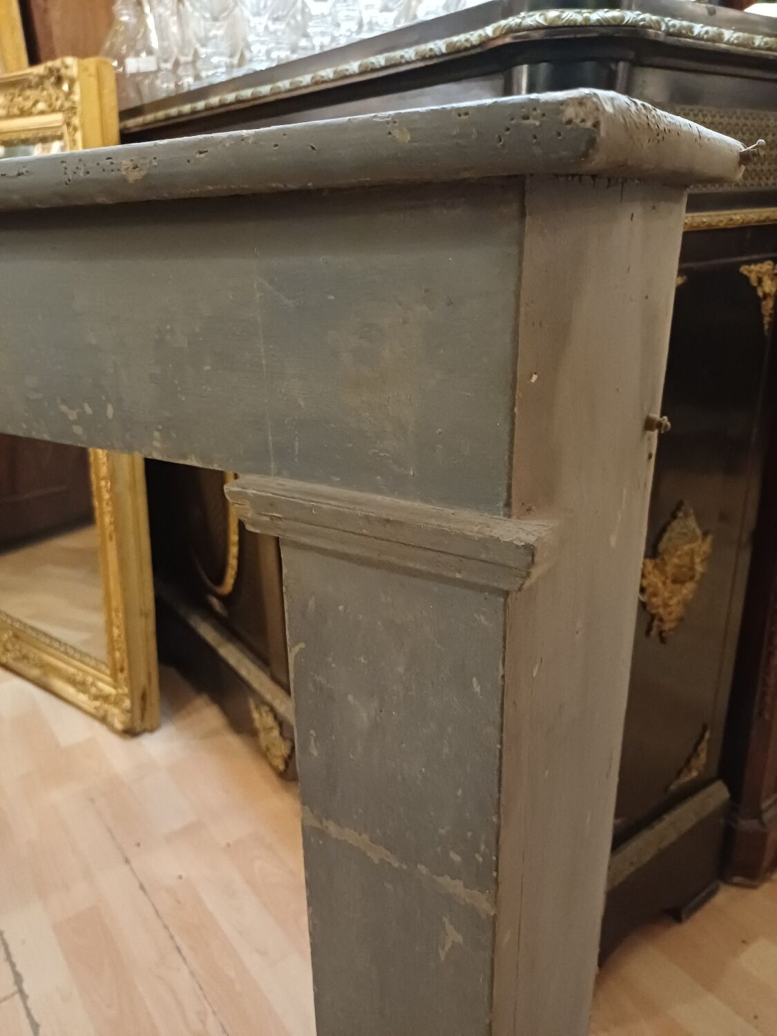 Decor, cheminée factice, console Bois peint époque 19 eme