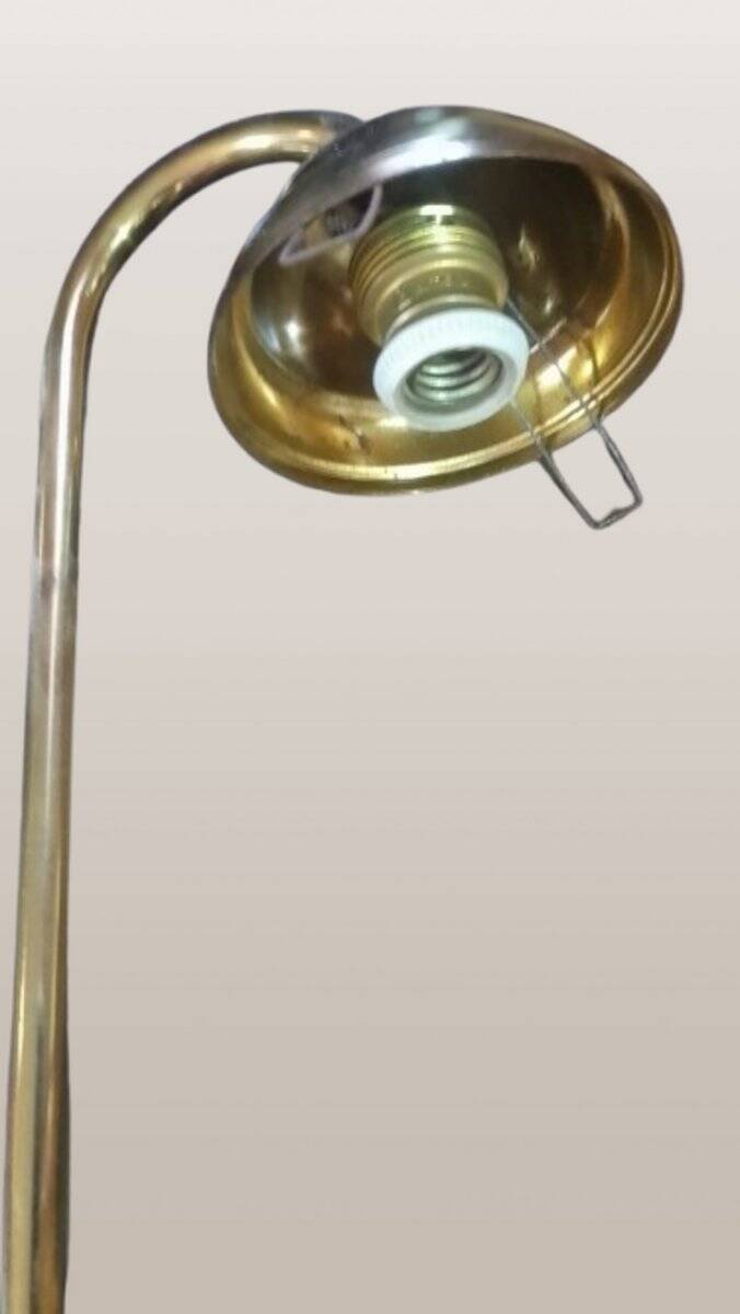 Lampes de table Art Déco vintage en laiton et verre opalin, années 70. Lot de 2.