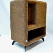 Cabinet — un objet de rangement sculptural fait à la main par Zachte Zaken.
