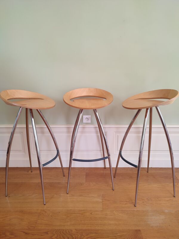 Tabourets lyra par design group italia pour magis