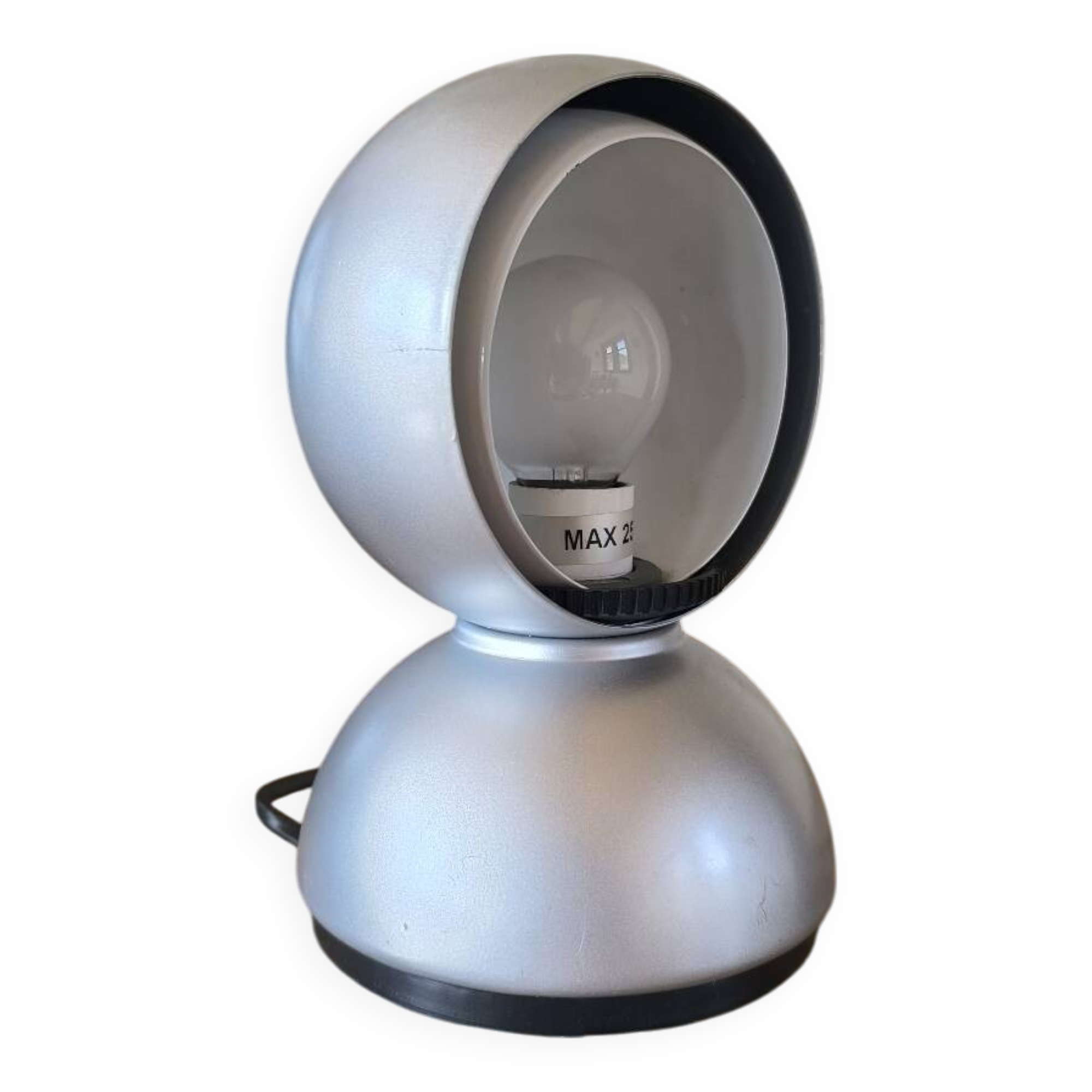 Eclisse Desk Lamp by Vico Magistretti for Artemide