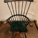 Chaises de poupées anciennes