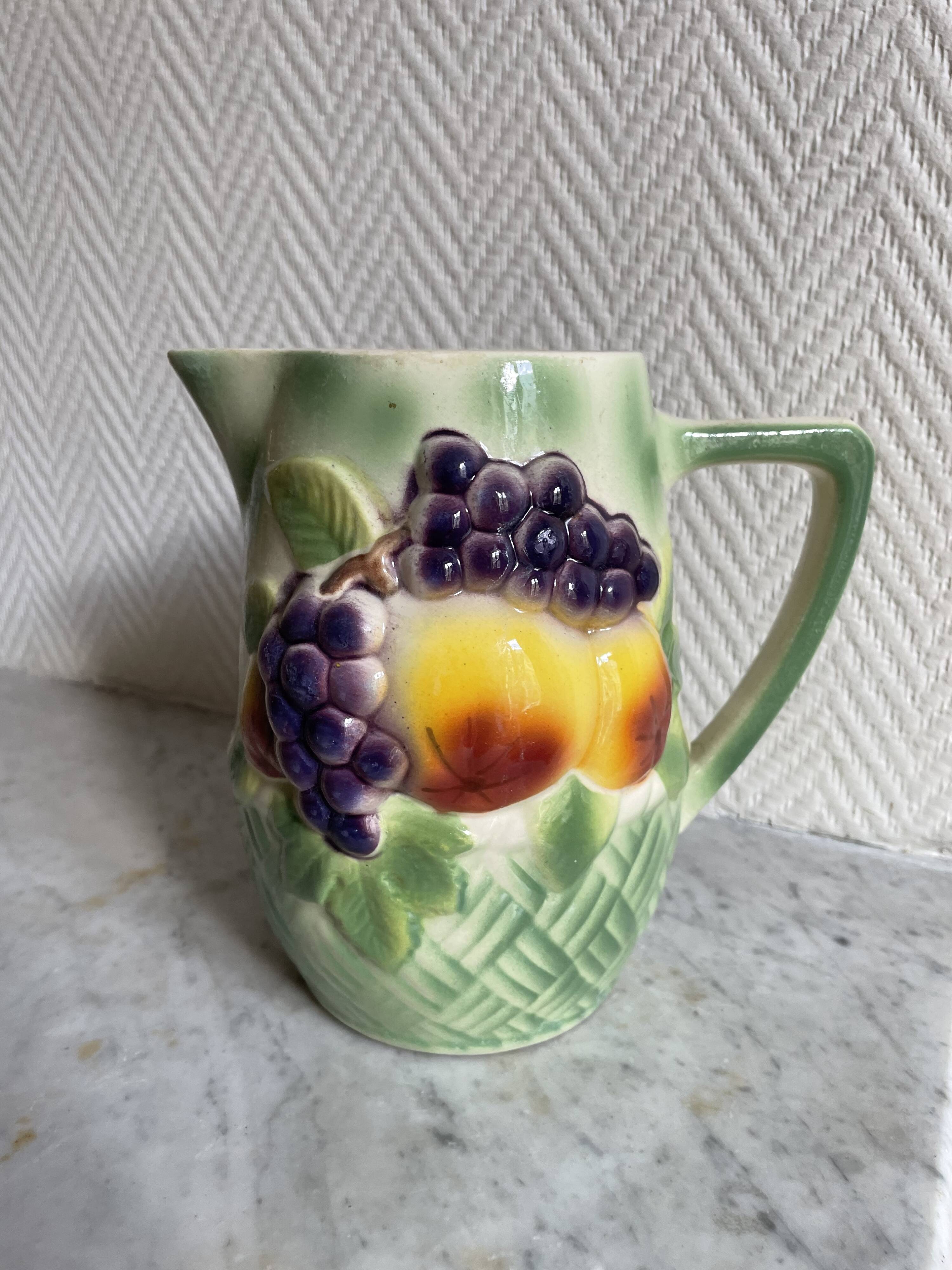 Saint Clément slush pitcher fruit grape apple