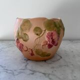 Cache pot en barbotine décor capucines 