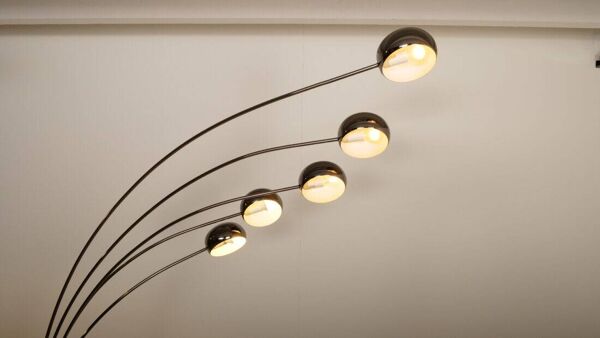 Lampe de sol au design vintage   Cottex Suède   5 bras