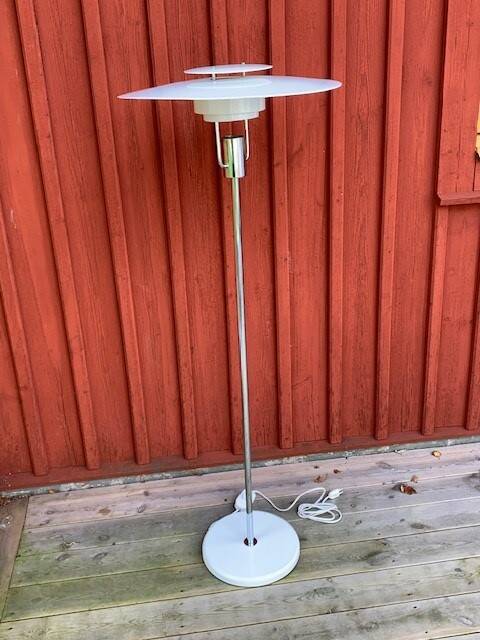 Scandinavian metal floor lamp from the 70s/80s