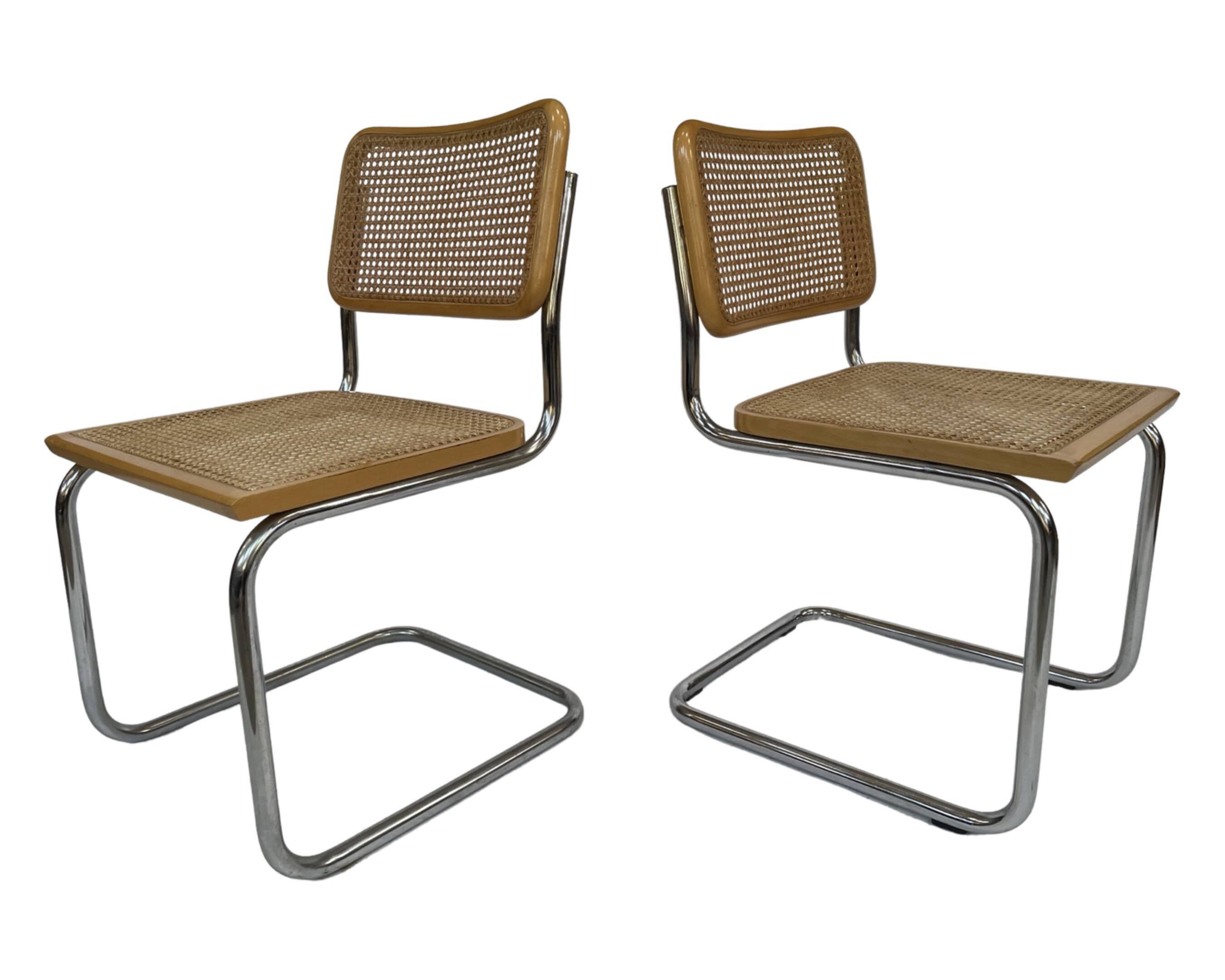 Lot de  4 chaises modèle Cesca B32