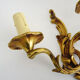 Paire d'appliques murales vintage à double feux en bronze ou laiton, feuille d'acanthes. Année 60