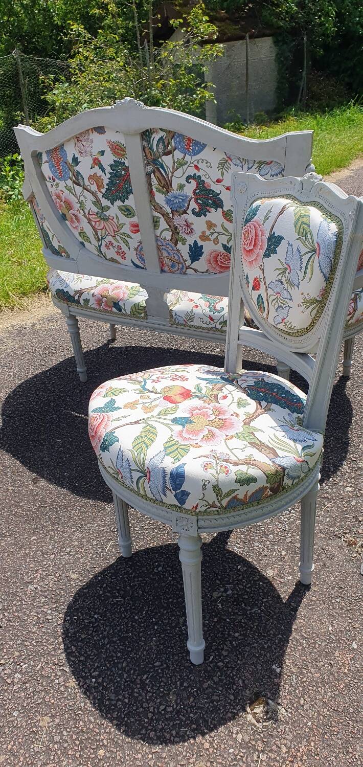 Louis XVI style living room