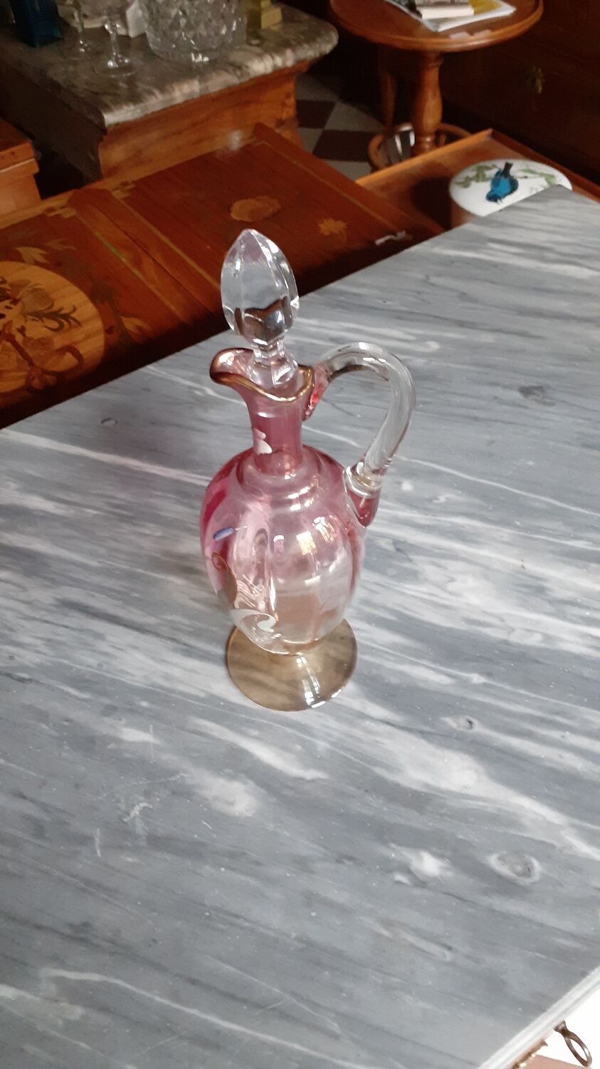 Enamelled decanter