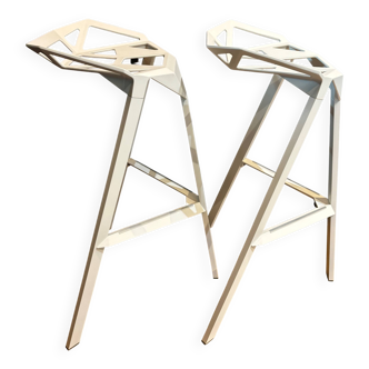 Konstantin Grcic's STOOL ONE bar stool in white metal - Magis