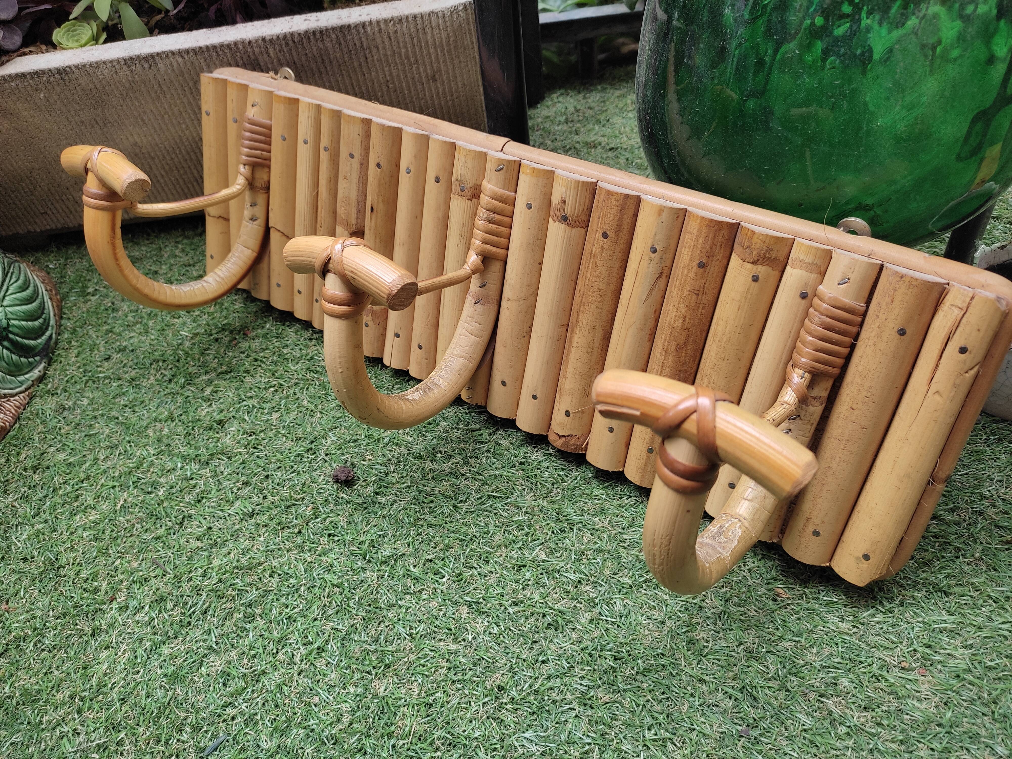 Rattan patères