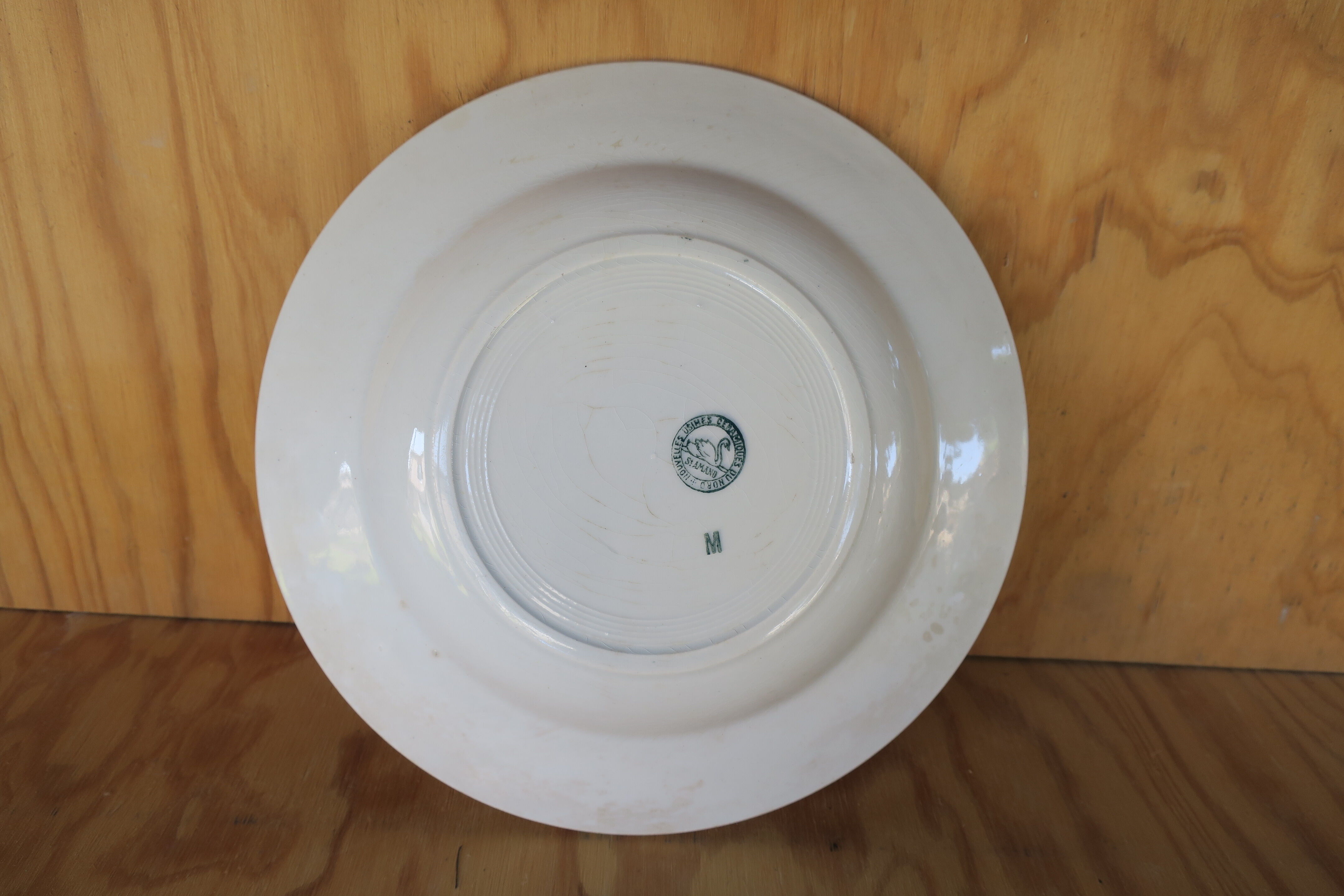 6 St Amand hollow plates