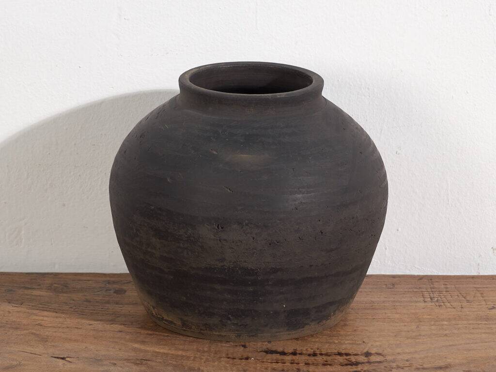 Antique vase in dark tones (c.1900) #6