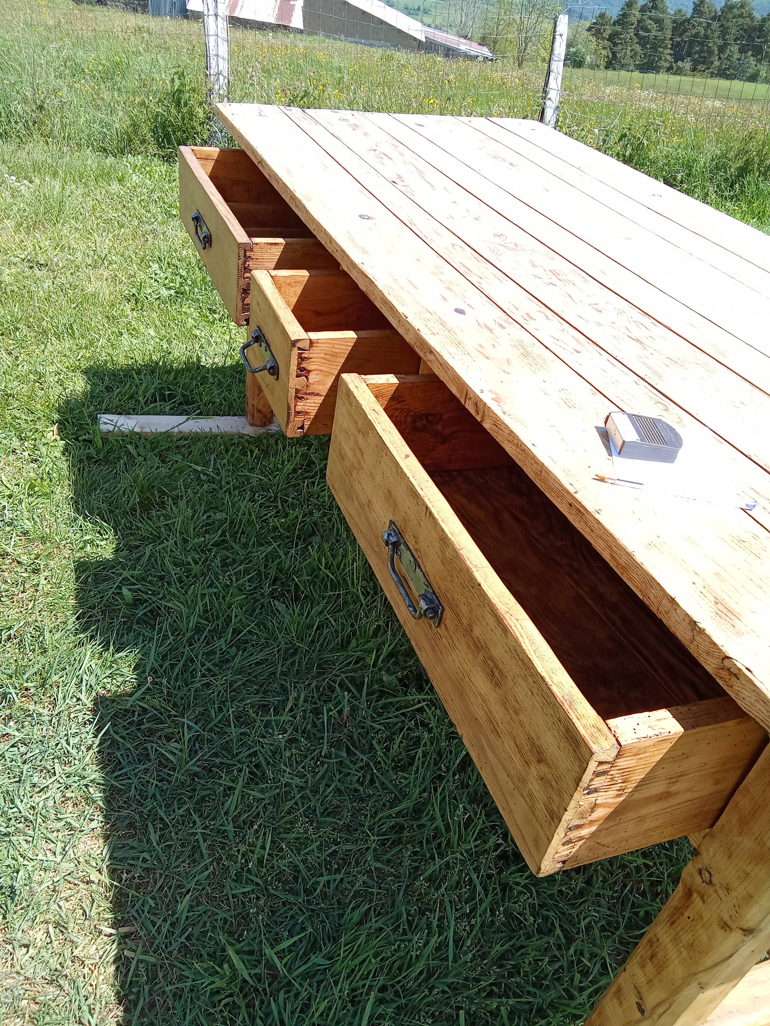 VERY OLD AUVERGNE FARM TABLE IN SOLID WOOD / 3 LARGE DRAWERS