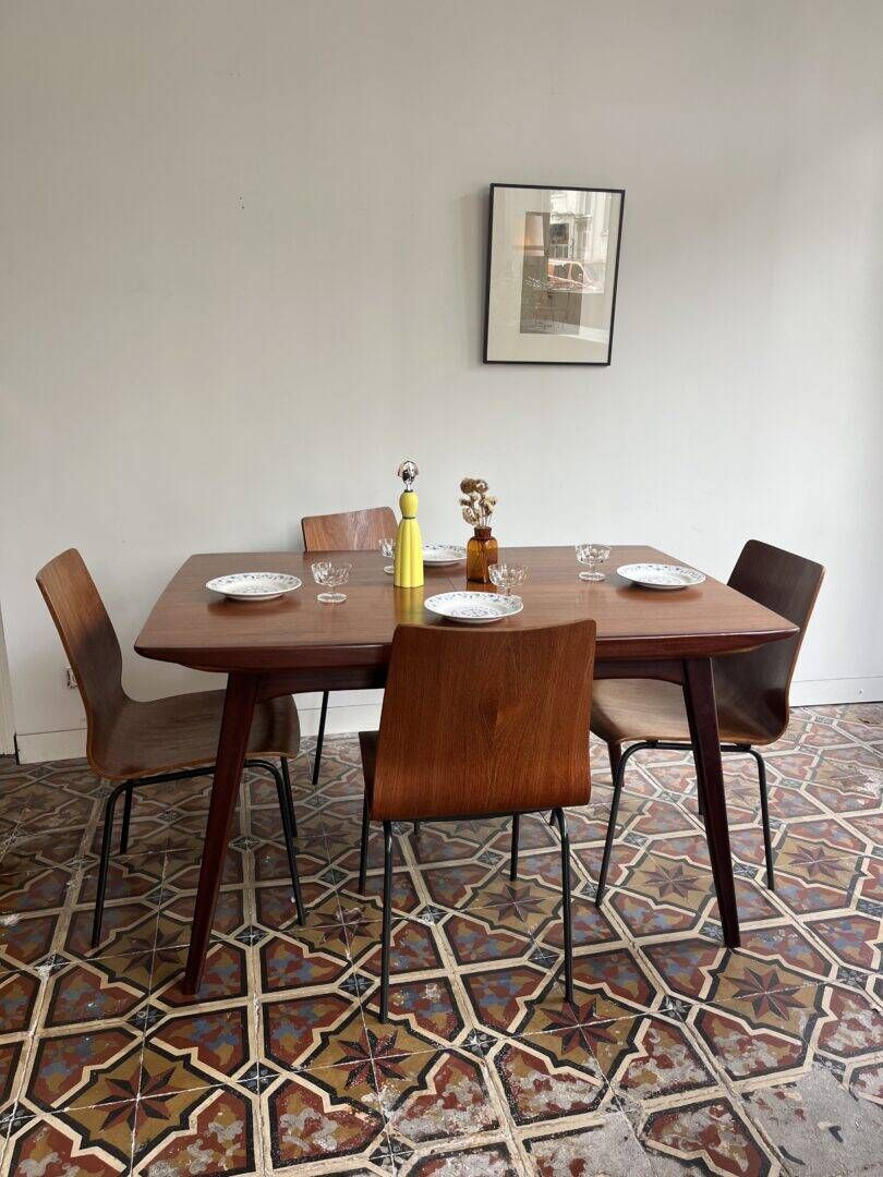 'Milaan' extendable dining table – L. Van Teeffelen for WEBE