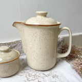 Speckled sandstone coffee service