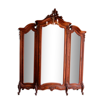 Louis XV Rocaille style wardrobe