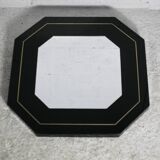 Miroir années 70, bois laqué noir, liseret  laiton. Octogonal