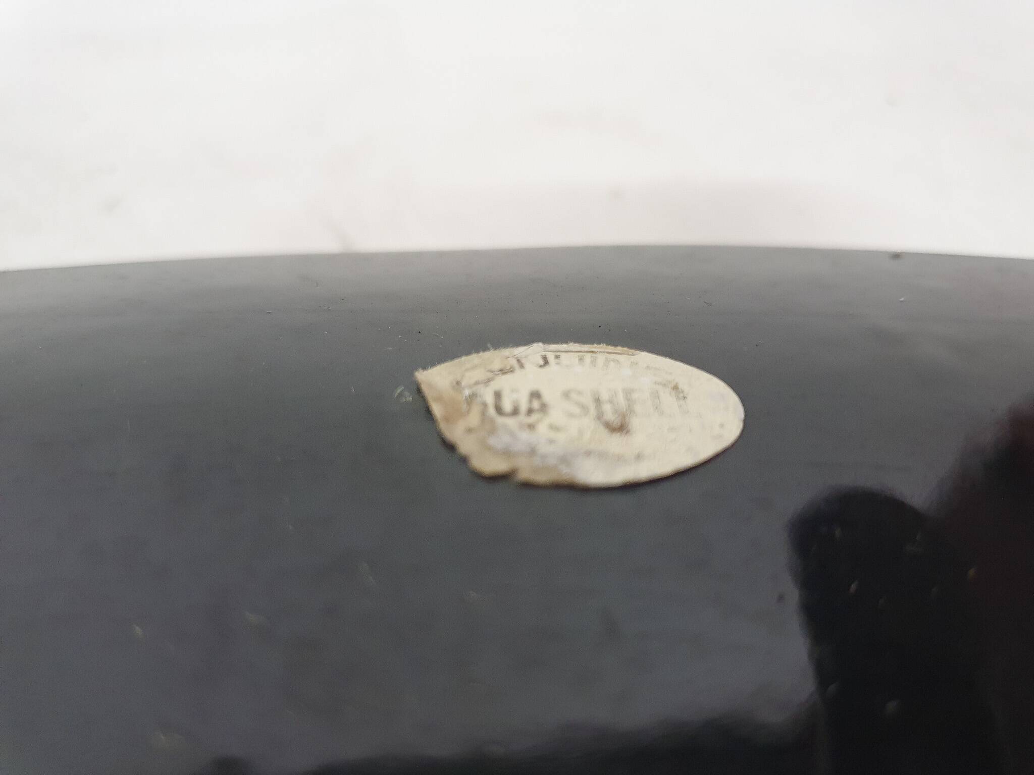 Vintage Salt and Pepper shaker in Paua shell, by Koha, New Zealand 1950's