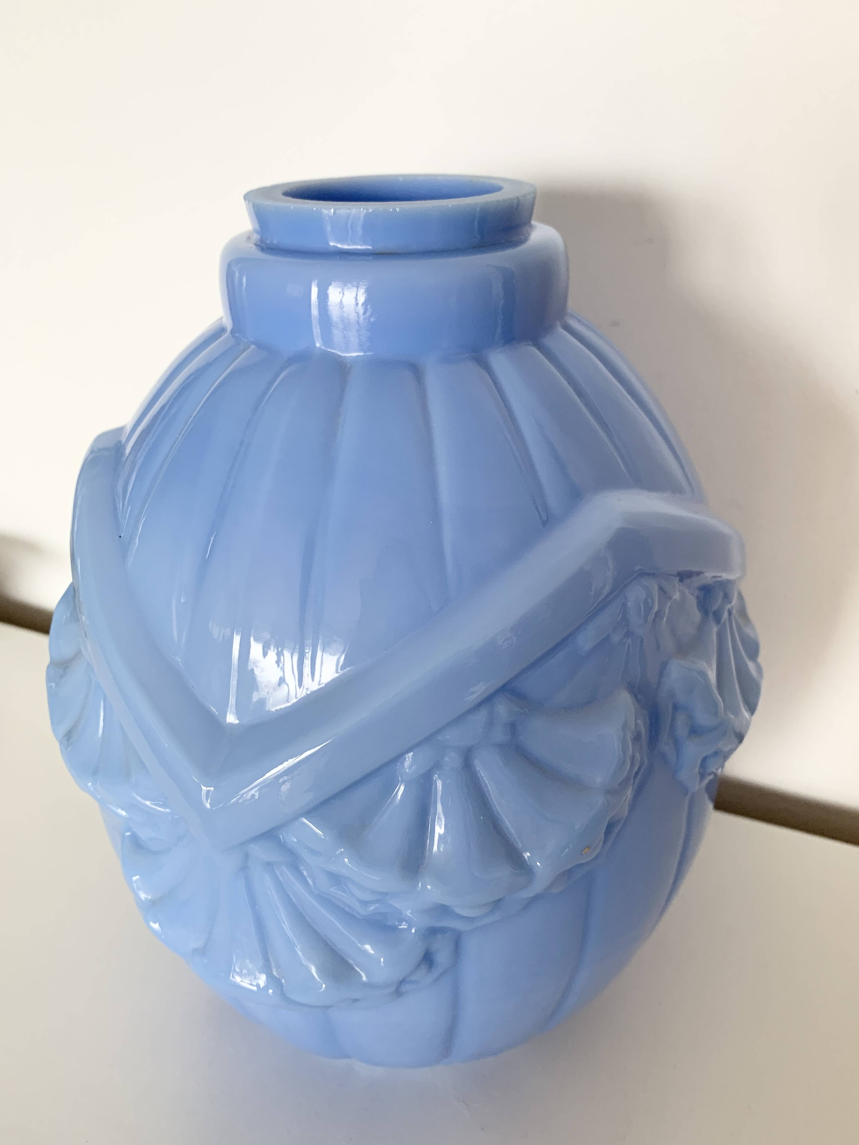 Art Deco vase in blue opaline glass