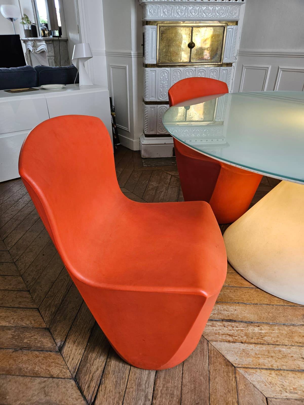 Table lumineuse ED et 4 chaises Zoe – Slide, design Guglielmo Berch